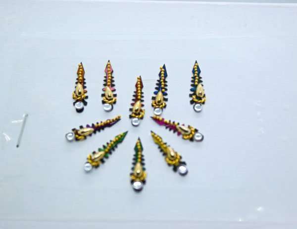 Colour Vertical Bindis