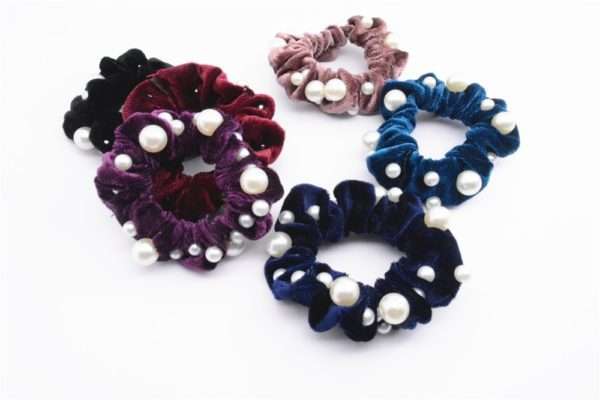Pearl Scrunchies