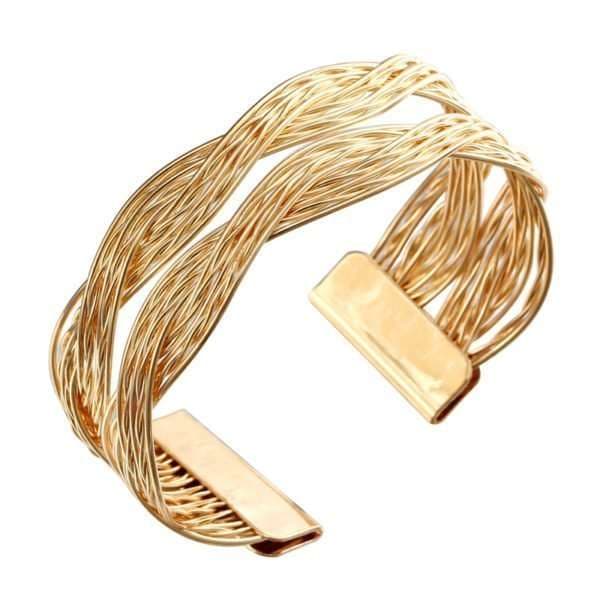 Chic Twisted Bracelet