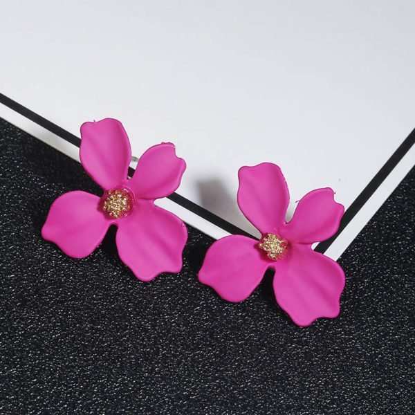 Cute Flower Stud
