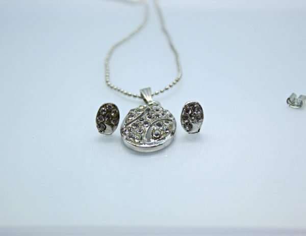 Cubic Pendant Necklace & Stud